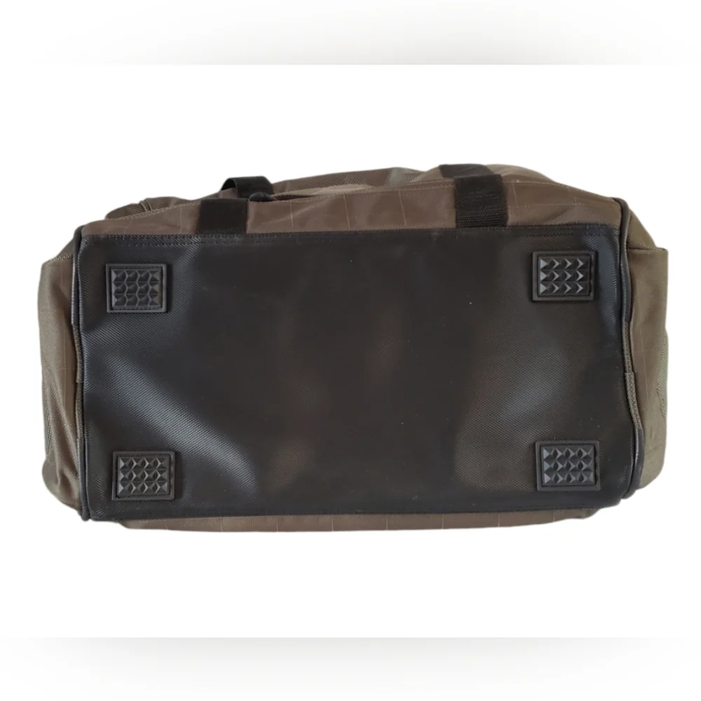Sharper Image Olive Green Travel Bag Weekender